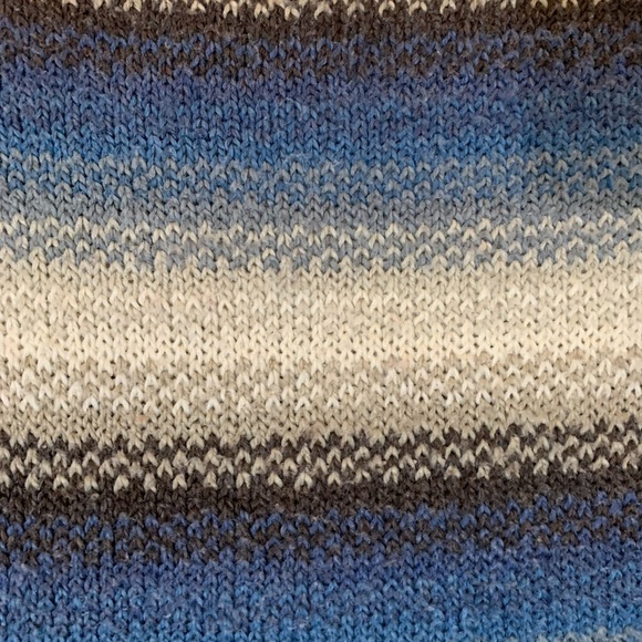 Sweater - Picture 3 of 6